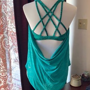 Lululemon top